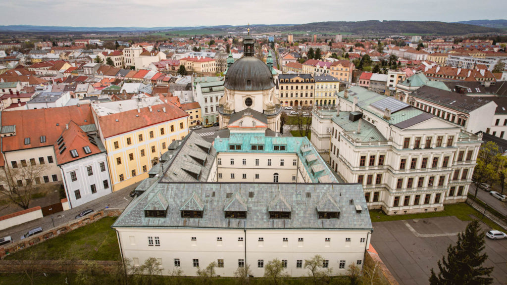 Konzervatoř P. J. Vejvanovského Kroměříž - realizace Pělucha Střechy